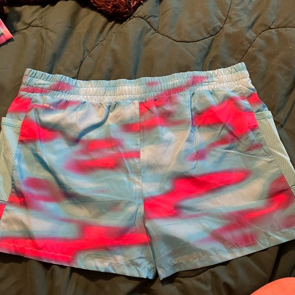 Xersion Women's Athletic Shorts Teal/Wine & Red Size XL Quick Dri - Picture 2 of 9